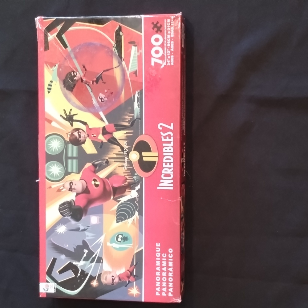 Puzzle Incredibles 2 Size 34"× 12" Pieces 700 Age 12+
